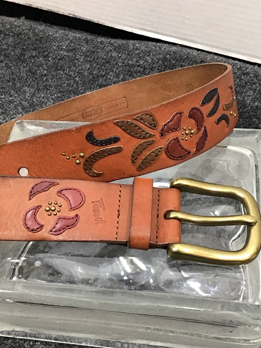 Vintage Fossil studded Leather Belt floral appliqué with Brass Buckle S